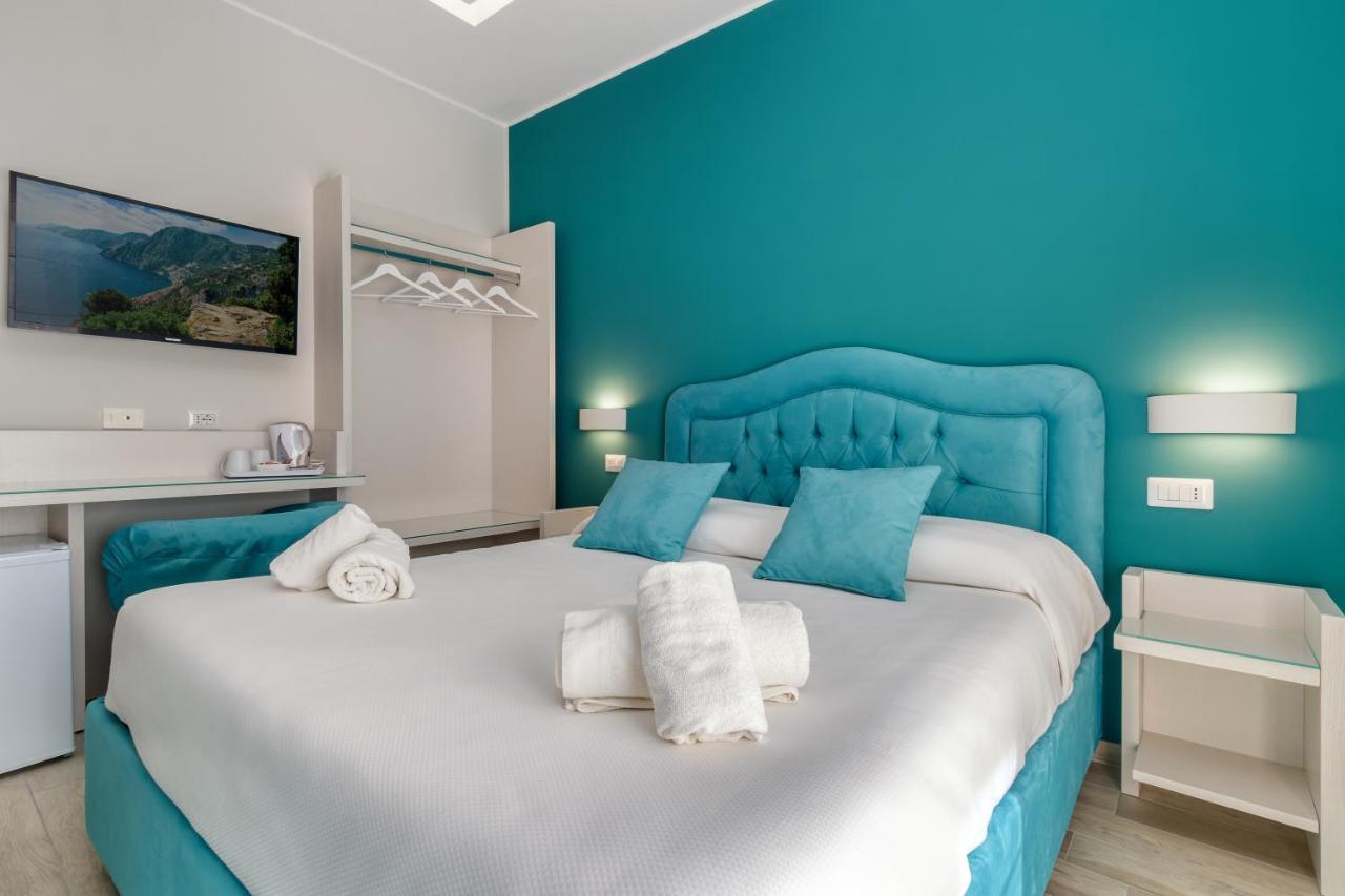 Tiffany Suites Sorrento Eksteriør bilde